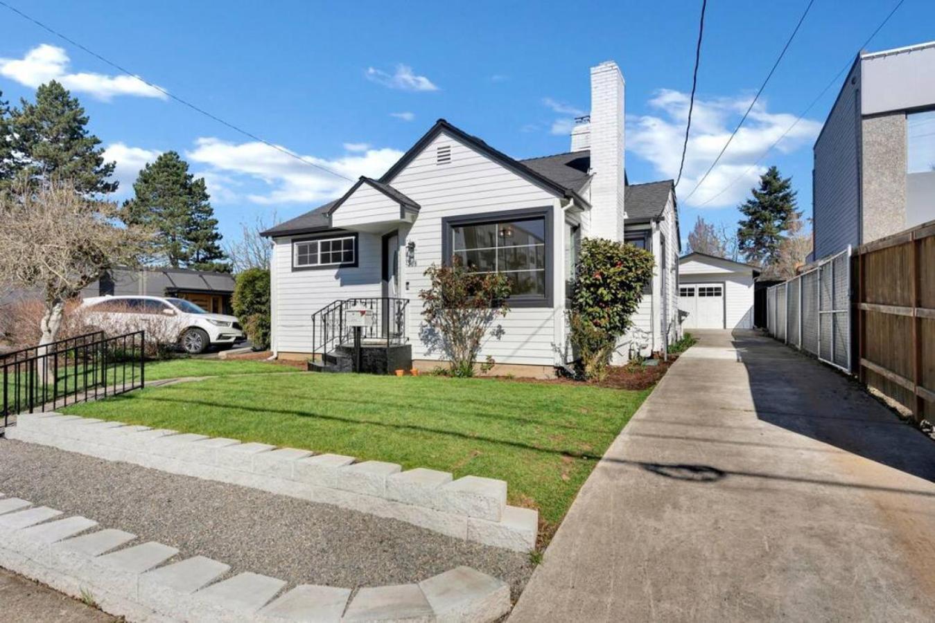 Picture Perfect Bungalow In The Heart Of Dt Vancouver Exteriér fotografie